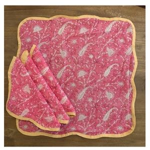 New 4pc pink block print napkin set